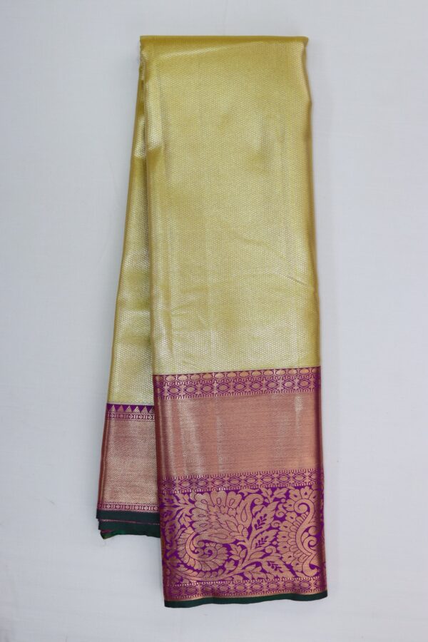 Enchanting Gold Kanjipuram Saree